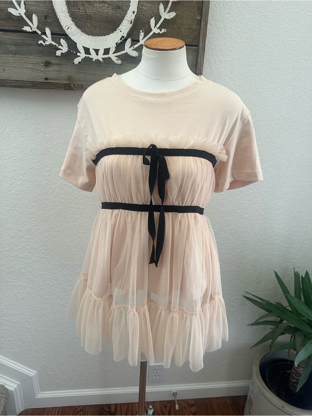 Anthropologie Sheer Blush Pink Tulle Overlay Top with Black Ribbon Detail XS NWT